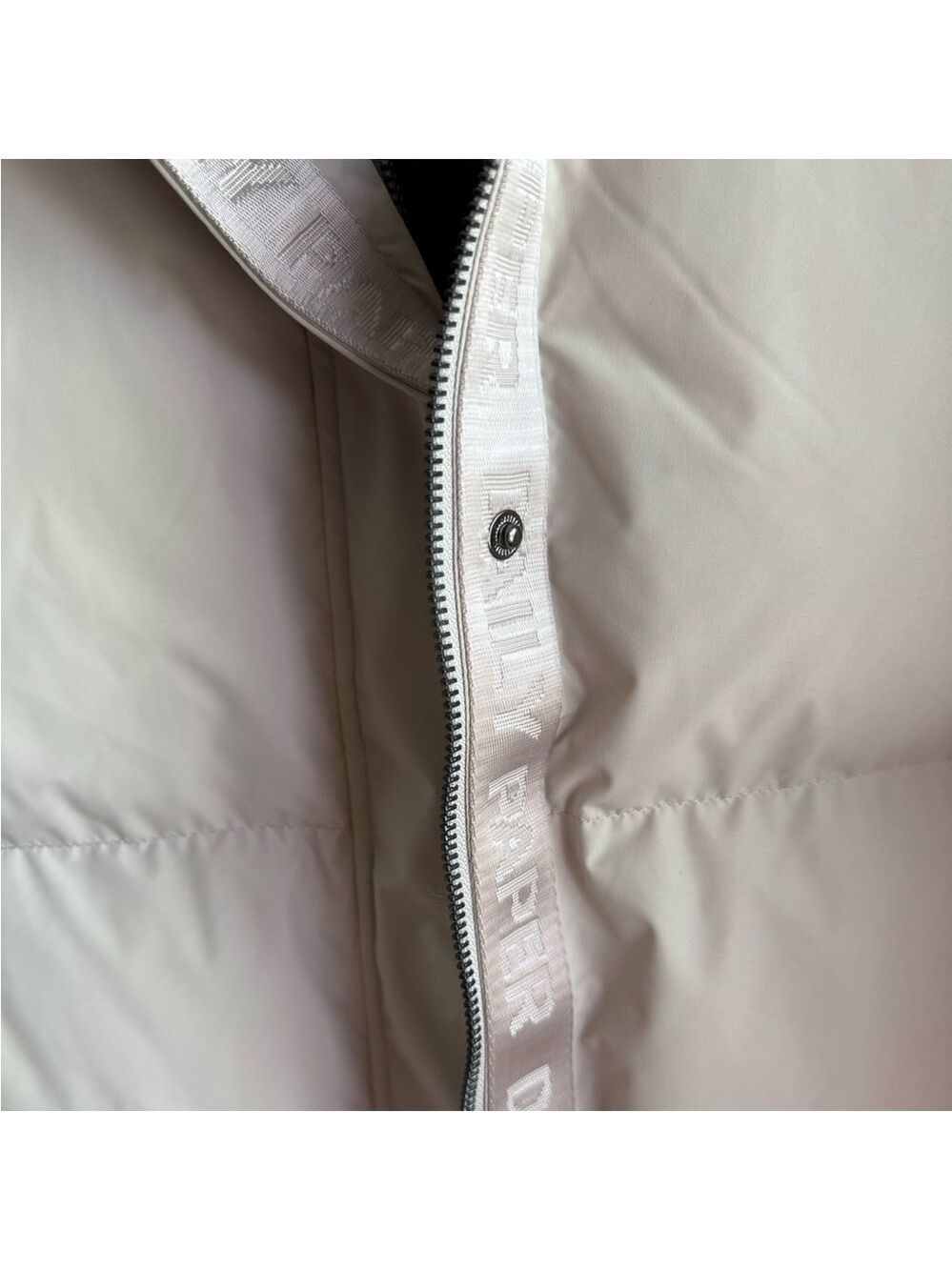 DAILY PAPER The Nicole Puffer in Nacreous Clouds Beige - Picture 13 of 15